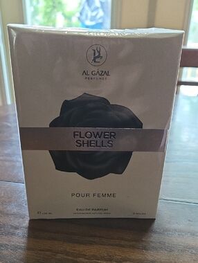 Al Gazal Flower Shells Pour Femme Eau de Parfum - White & Black Packaging
